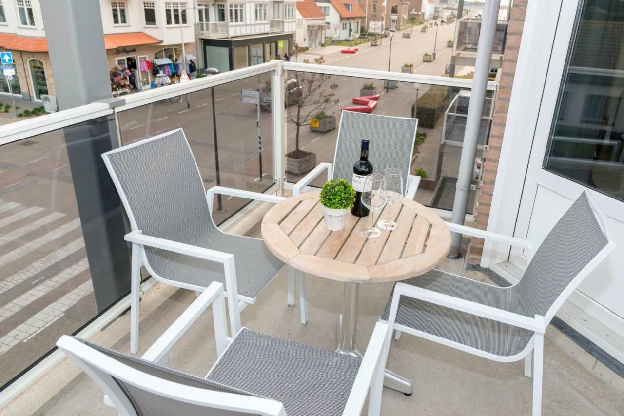 Bloom, Deurloo 53-10 * Cadzand